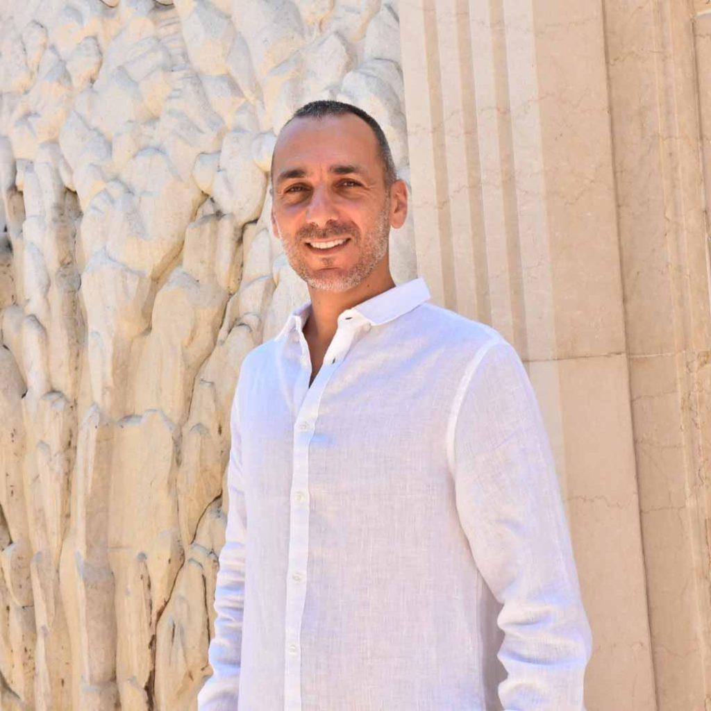 אבי אורן - מנכל אורן ריהוט משרדי